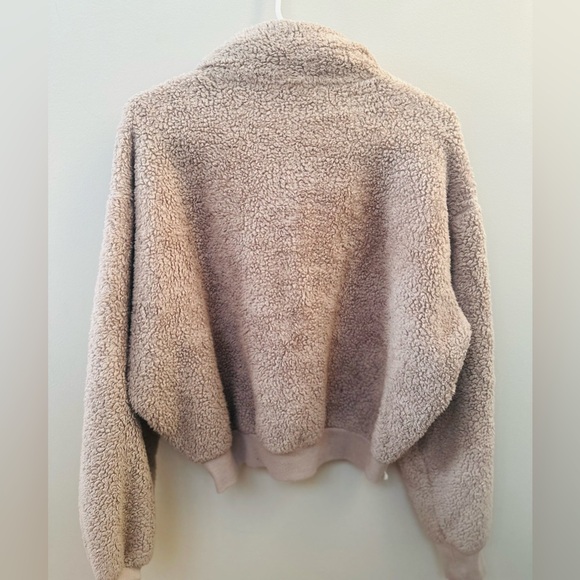 Express-One Eleven Oversized Sherpa, size small - Picture 3 of 6